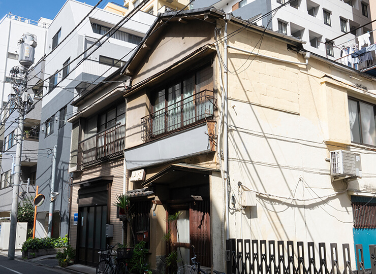 相続する住宅が借地の上に建っている